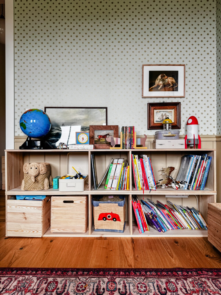 Chambre d'enfant intemporelle et chaleureuse